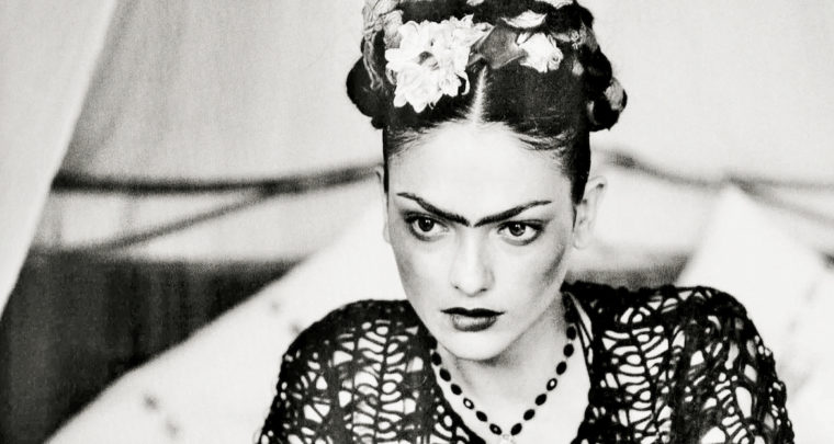 Frida Kahlo : Fashion as the Art of Being, Editions Assouline